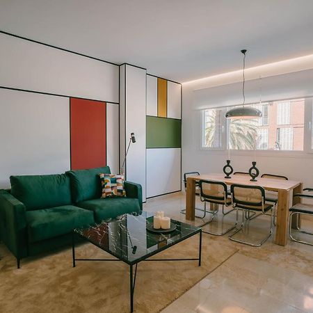 Апартаменты New Picasso Plaza - Малага Экстерьер фото